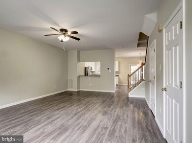 21204 Dorsey Spring Place unit 3, Germantown, MD 20876 - photo 2