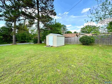 1616 Greenbrier Dr SW, Cullman, AL 35055 - photo 7