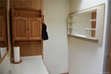 3525 Louderback Ave, Raymond, WA 98577 - photo 3