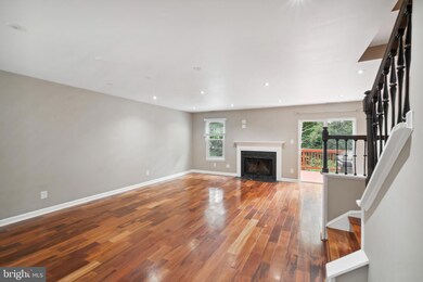 4159 Pleasant Meadow Ct unit 96D, Chantilly, VA 20151 - photo 4