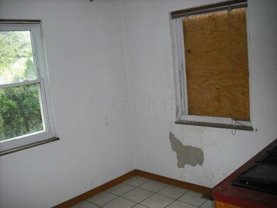 EATING AREA