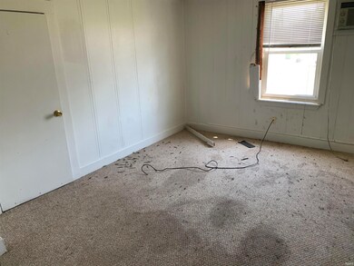 429 E Water St, Princeton, IN 47670 - photo 4