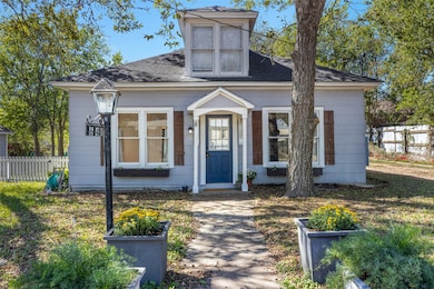 641 N Franklin St, La Grange, TX 78945 - photo 4