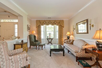 07_7PowderhornWay_10001_LivingRoom_HiRes