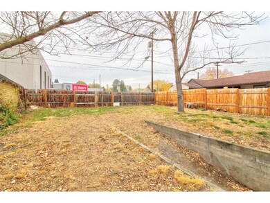 518 W 8th St, the Dalles, OR 97058 - photo 6