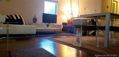 1616 Euclid Ave unit 15, Miami Beach, FL 33139 - photo 6