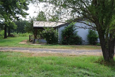 14925 Sugar Creek Ln, Heavener, OK 74937 - photo 2