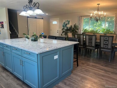 Storage on all sides of the island