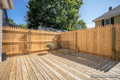 200 Richards NW_6