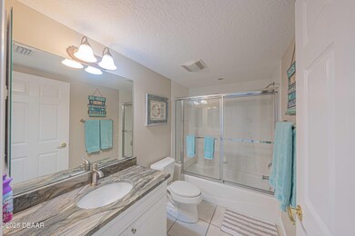 BATH FOR BEDS 2 + 3