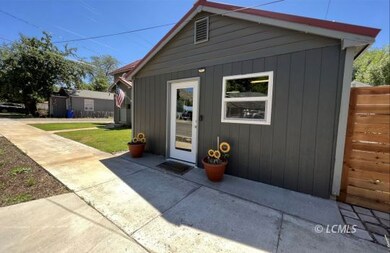 927 S 1st St, Lakeview, OR 97630 - photo 2