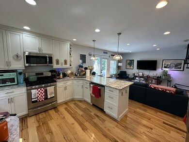 35 Porter St unit R, Cambridge, MA 02141 - photo 2