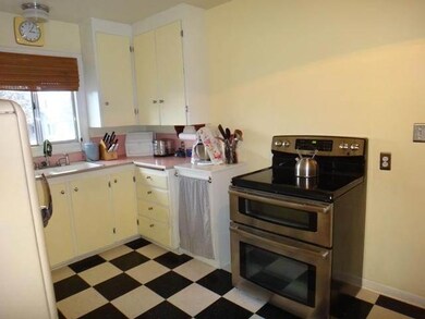 533 Lytton St, Klamath Falls, OR 97601 - photo 7