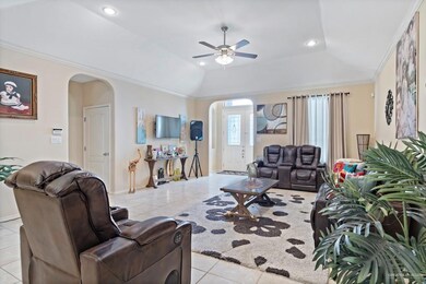 3707 Oriole Dr, Mission, TX 78572 - photo 6