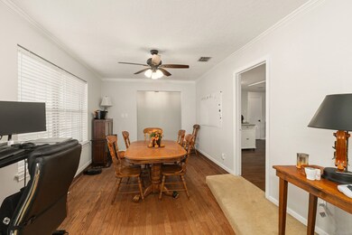 9262 Friendship Rd, Houston, TX 77080 - photo 5