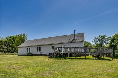 5142 New Hope Church Rd, Asheboro, NC 27205 - photo 2