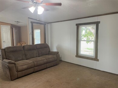 233 Vista Ct, Springtown, TX 76082 - photo 7