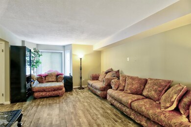 04-Living Room