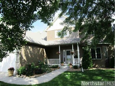 4716 Weston Hills Dr, Saint Paul, MN 55123 - photo 2
