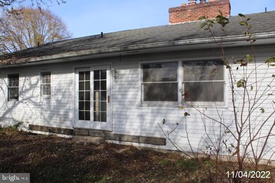 511 Adams Ln, Southampton, NJ 08088 - photo 3