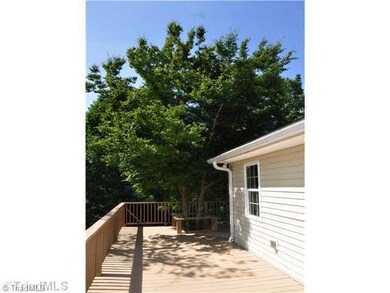 164 Horsemans Dr, Statesville, NC 28625 - photo 4