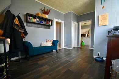 589 N Main St, Linton, IN 47441 - photo 5