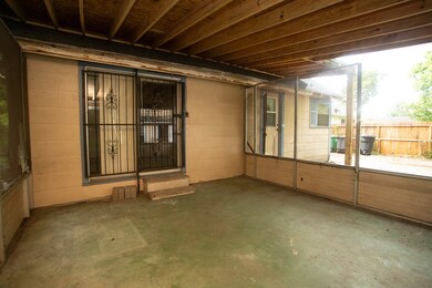 4014 Wipprecht St, Houston, TX 77026 - photo 5
