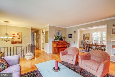 10822 Stanhope Place, Fairfax, VA 22032 - photo 5