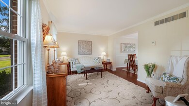 241 Barnsbury Rd, Langhorne, PA 19047 - photo 7