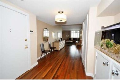 Hampton Place unit 506N, Chestnut Hill, MA 02467 - photo 2