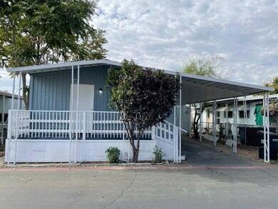 1455 S State St unit 28, Hemet, CA 92543 - photo 2