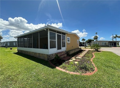 14700 Patrick Henry Rd unit 1, North Fort Myers, FL 33917 - photo 4
