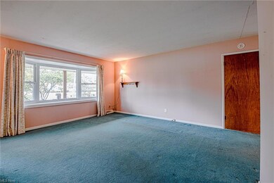 700 Harris Rd, Sheffield Lake, OH 44054 - photo 5