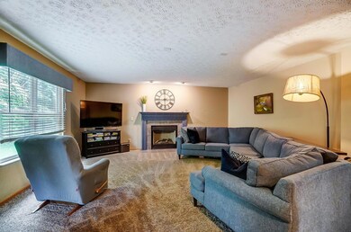 8251 Coldharbor Blvd, Lewis Center, OH 43035 - photo 6