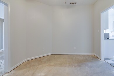 381 Fairway Oaks-6