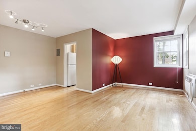 209 N Trenton St unit 2093, Arlington, VA 22203 - photo 3