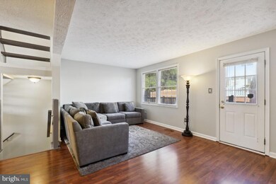 33 Sky Blue Ct, Germantown, MD 20874 - photo 5