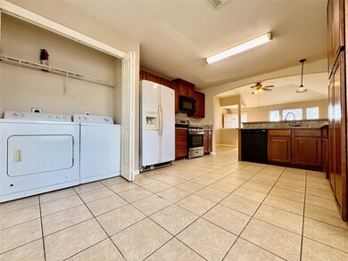 15803 Brett Creek Ct, Cypress, TX 77429 - photo 7