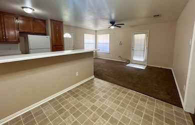 1010 Turkey Creek Ct unit B, Bridgeport, TX 76426 - photo 4