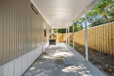 5019 68th St N, St. Petersburg, FL 33709 - photo 7