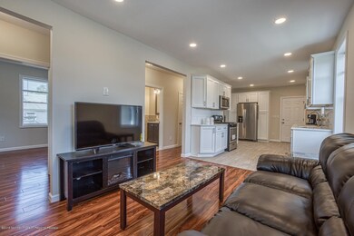 38 Gerard Ave Matawan NJ 07747-large-009