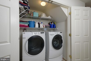 802 Emory Ct, Odenton, MD 21113 - photo 7