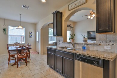 1047 Cash St, Alvin, TX 77511 - photo 6
