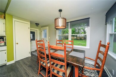Roomy Kitchen offers a Dining area & again great natural light from all the windows.
