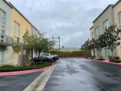 1504 W Artesia Square unit A, Gardena, CA 90248 - photo 2