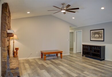 471 E 142nd Place, Glenpool, OK 74033 - photo 7