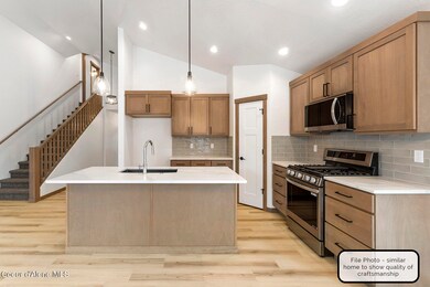 9023-W-Oats-Ave-2022-BR-3520