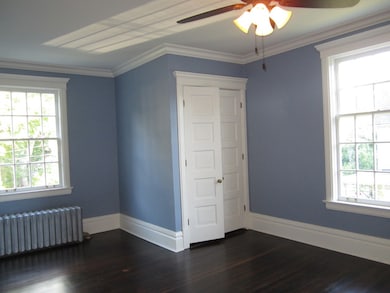 832 N Spring St, Elgin, IL 60120 - photo 4