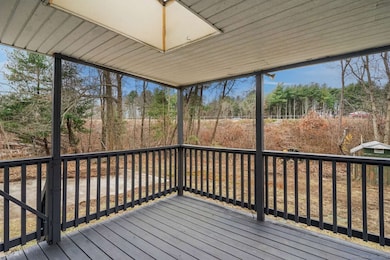 1067 N Main St, Dayville, CT 06241 - photo 4