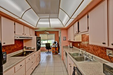 18009 N 99th Dr, Sun City, AZ 85373 - photo 5